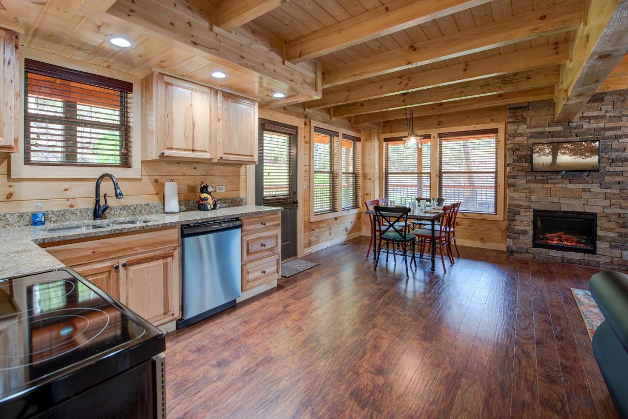 Vila Woodland Escape Pigeon Forge Exteriér fotografie